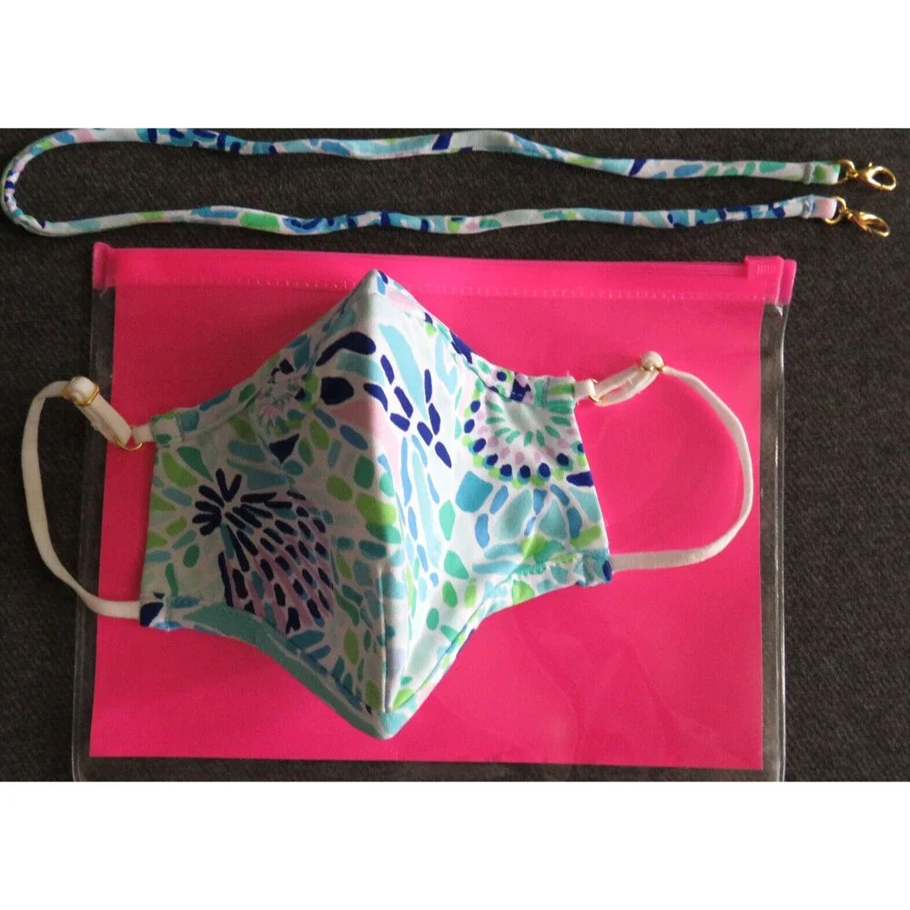 Lilly Pulitzer On The Go Mask Set Blue Ibiza